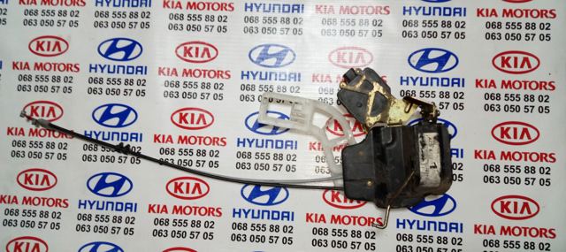Замок задней правой двери  814211F010 HYUNDAI