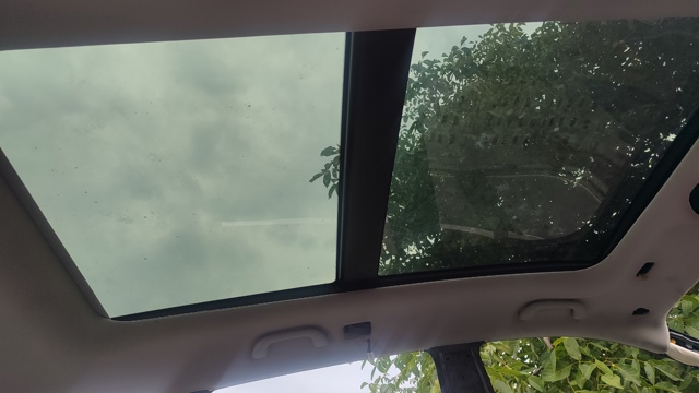 Крышка люка крыши 816112W000 HYUNDAI