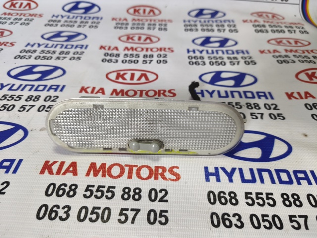 Плафон освещения салона/кабины, задний 8200074362 NISSAN