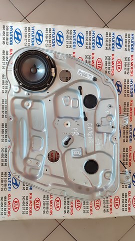 Стеклоподъемник (механизм перемещения стекла) 824021D010 HYUNDAI