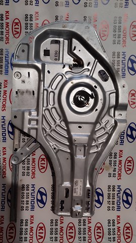 Стеклоподъемник с электродвигателем 824052E000 HYUNDAI
