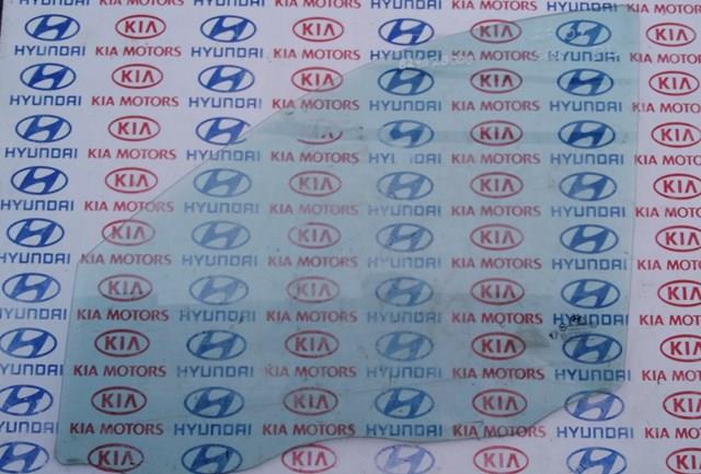 Окно (передней двери) двери 824112B000 HYUNDAI