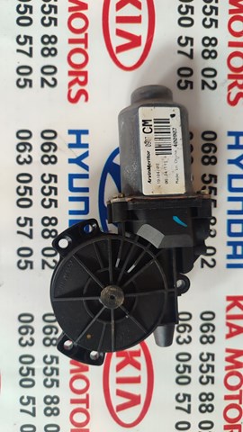 Мотор стеклоподъемника водительской двери 824502B000 HYUNDAI
