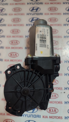 Привод электростеклоподъемника передний 824502T000 HYUNDAI