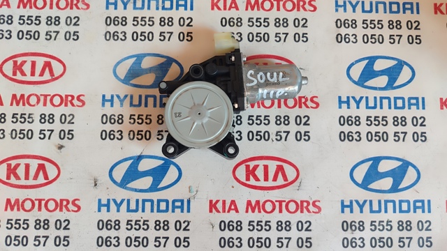 Мотор стеклоподъемника двери передней, правой 824601M000 HYUNDAI
