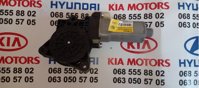 Мотор стеклоподъемника двери передней, правой 824602L000 HYUNDAI