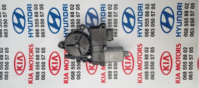 Мотор стеклоподъемника двери передней, правой 824602P010 HYUNDAI