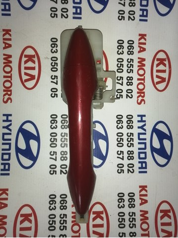 Держатель наружной ручки двери, передней левой 826552S000 HYUNDAI