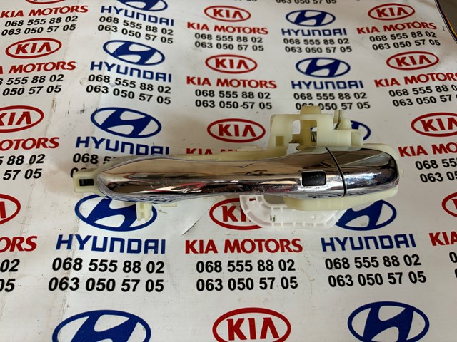Наружная ручка правой двери 82661C5710 HYUNDAI