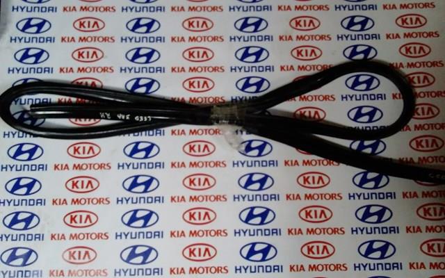 Прокладка двери задней, правой (на кузове) 831201H000EQ HYUNDAI
