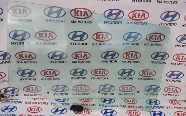 Стекло задней двери, правой 834213U000A HYUNDAI