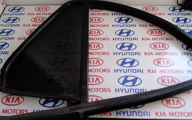 Форточка двери треугольник, задней, правой 834272B020 HYUNDAI