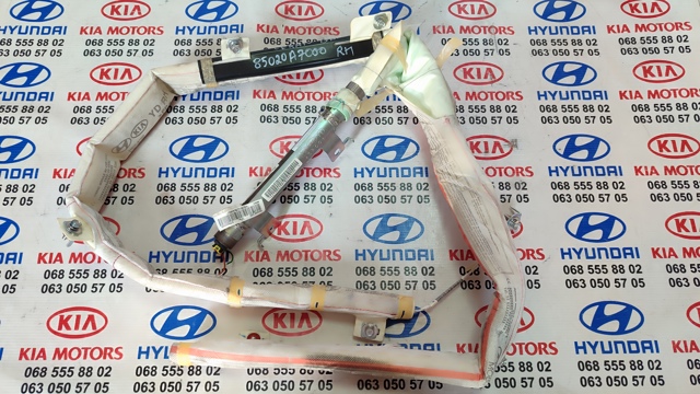 Шторка боковая правая 85020A7000 HYUNDAI