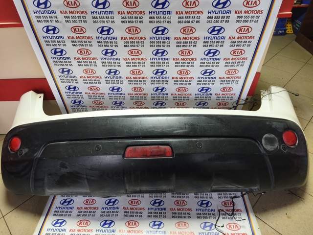 Бампер задний 85022JD00H NISSAN