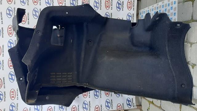 Облицовка багажного отсека, правая 857403K000LK HYUNDAI