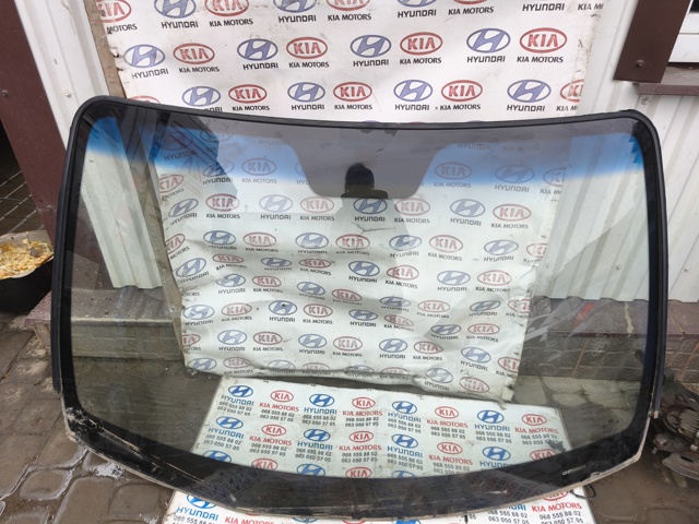 861102B090 HYUNDAI Стекло лобовое  купить в Ирпень