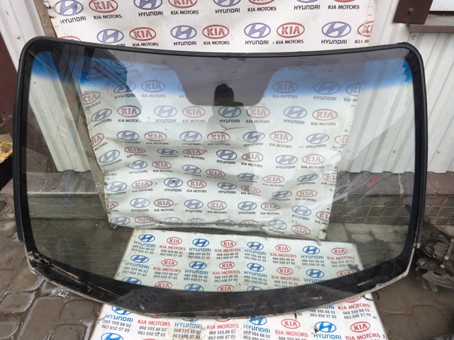 Автостекло 861102B090 HYUNDAI