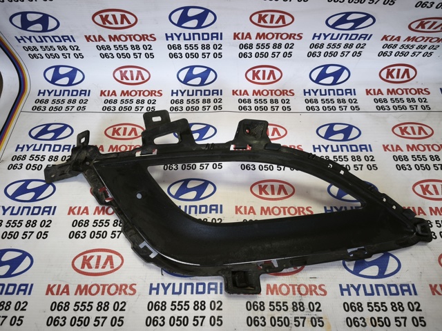 Ободок/окантовка фары противотуманной, правый 86564A6000 HYUNDAI