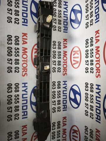 Крепление бамера правое 86614A6000 HYUNDAI