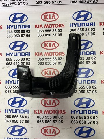 Брызговик передний, правый 86832A7000 HYUNDAI
