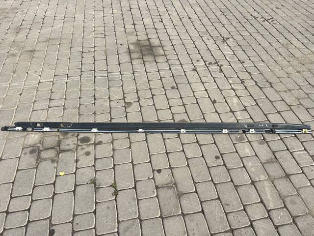 Молдинг крыши, правый 872402P010 HYUNDAI
