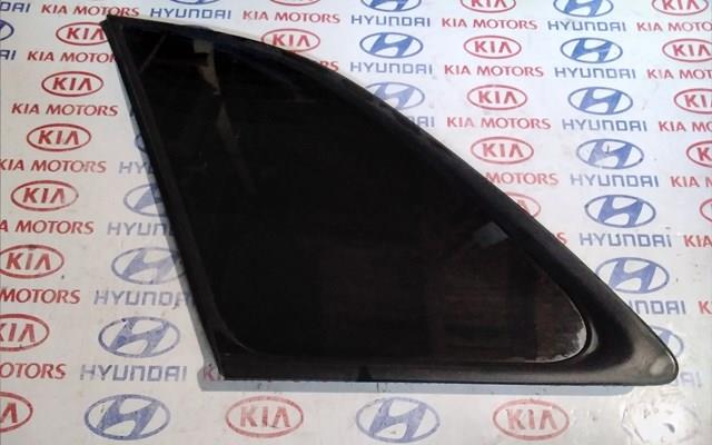 Стекло багажника, левое 878102P300 HYUNDAI