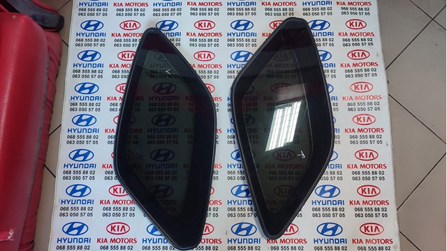 Стукло багажника, правое 878201F000 HYUNDAI