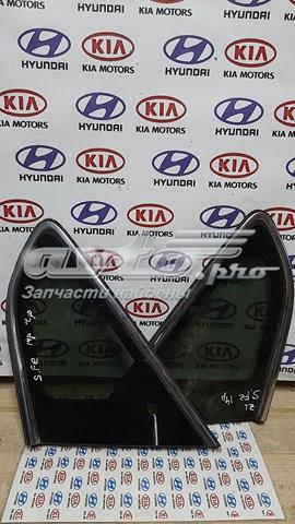 878202W010 HYUNDAI Стекло кузова (багажного отсека) правое купить в Днепр