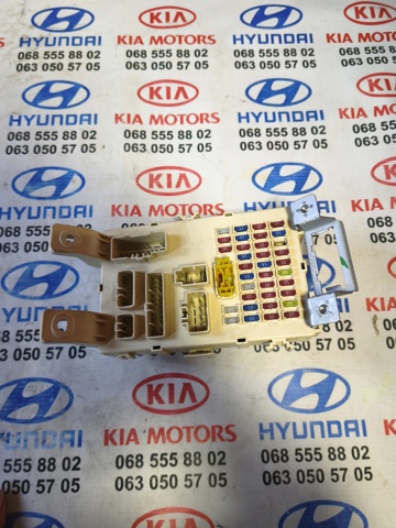 Блок предохранителей и реле 919501J010 HYUNDAI