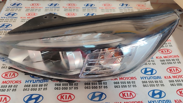 92101C5100 HYUNDAI Левая фара купить в Винница