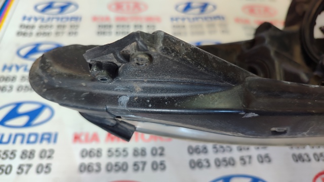 92102A6000 HYUNDAI Фара правая купить в Ирпень