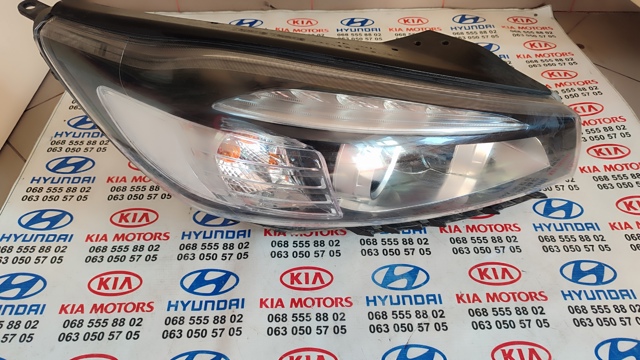 HYUNDAI 92102C6000 Фара правая в наличии Хмельницкий