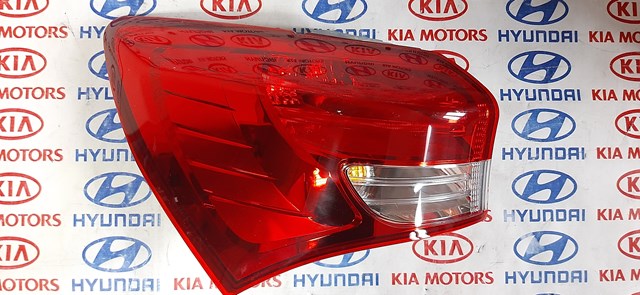 Задний левый внешний фонарь 924011K0 HYUNDAI
