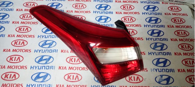 Задняя левая внешняя фара 92401A50 HYUNDAI