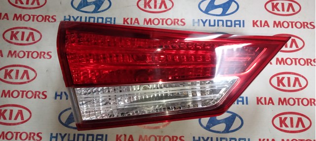 Задняя левая внутренняя фара 924031K0 HYUNDAI