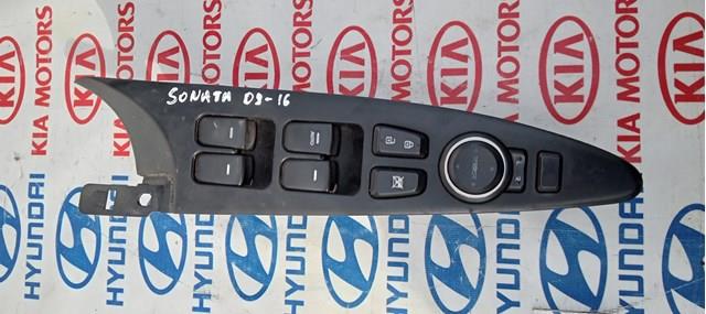 Кнопки переднего левого стекло подъемника 935703S000RY HYUNDAI