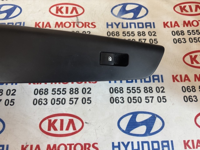 Кнопки заднего левого стеклоподъёмника 935751H000 HYUNDAI