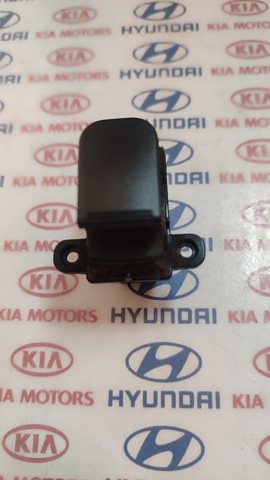 Блок управления зеркалами заднего вида, на двери 935802K000WK HYUNDAI