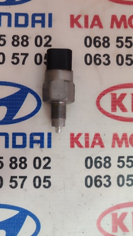 Датчик фонарей заднего хода 9386039003 HYUNDAI
