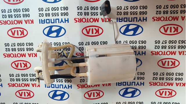 Датчик уровня топлива в бензобаке 944602P900 HYUNDAI