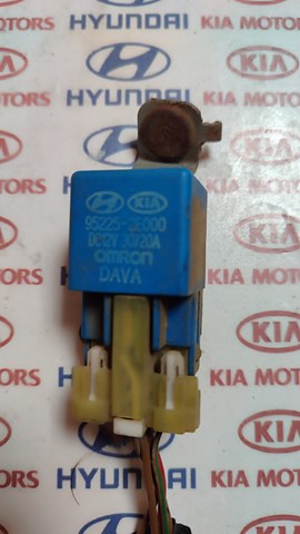 Реле электрическое многофункциональное 952252E000 HYUNDAI