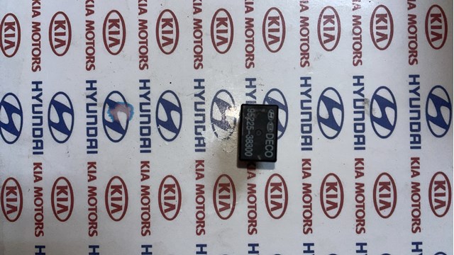 Реле электрическое многофункциональное 9522538300 HYUNDAI