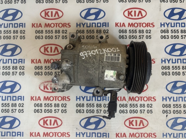 Компрессор климатической установки 977012K001 HYUNDAI