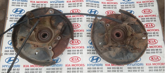 Цапфа поворотная левая A2103509108 MERCEDES