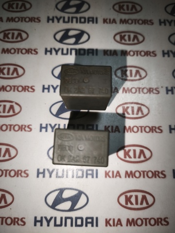 Блок предохранителей задний, салонный OK2A267740 HYUNDAI