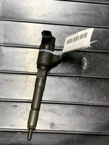 Форсунка дизельная в сборе 0445110083 BOSCH