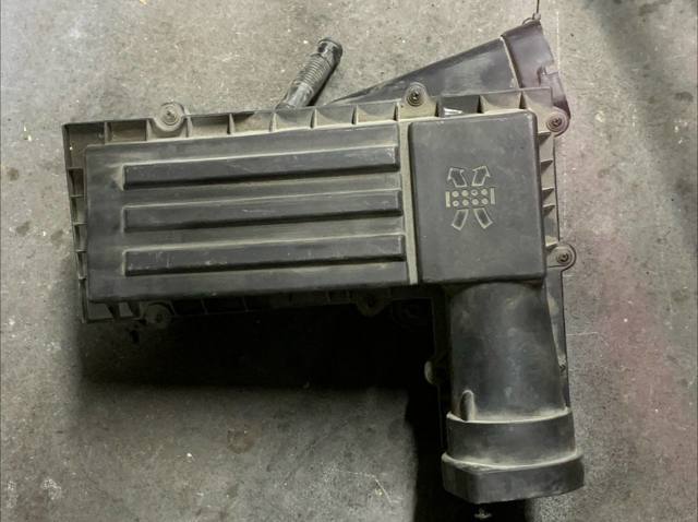 Коробка фильтра 1K0129607AG VAG