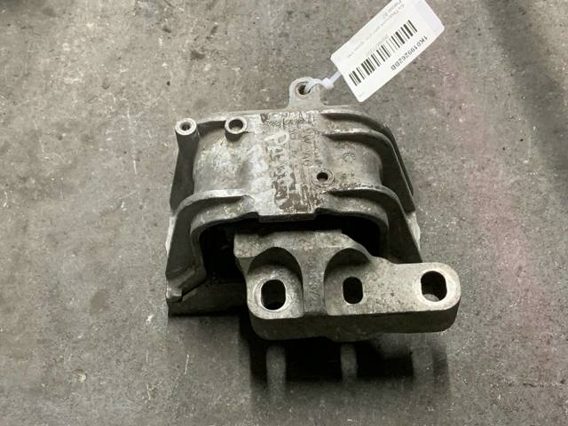 Подушка мотора правая 1K0199262BB VAG