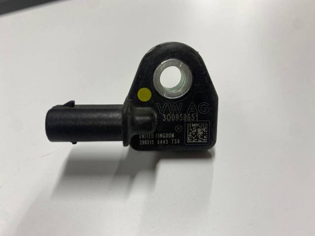 VAG 3Q0959651 Датчик удара в наличии Ужгород