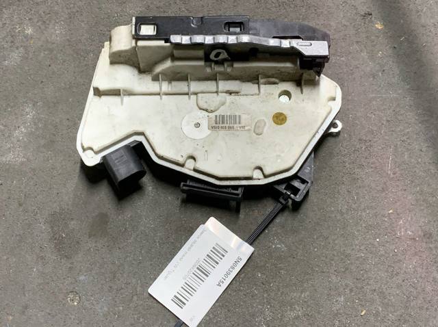Замок задней двери, левой 5N0839015A VAG
